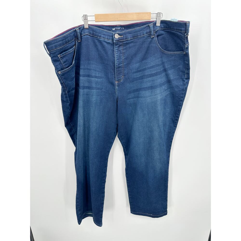 Lee Jeans Women 26W Blue Medium Wash Denim Classic‎ Fit Cotton Blend Plus Size